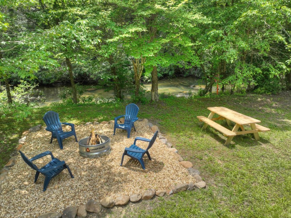 בלו רידג' The Chariot - Creek Front With Hottub, Fire Pits, Billiards, Ev Charger - Sandalwood Stays מראה חיצוני תמונה